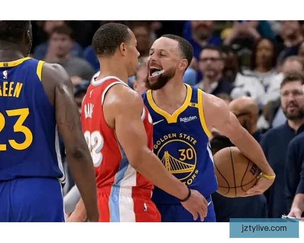 库里赞文班天然天赋与独特比赛态度极具感染力 库里赞文班天然天赋与独特比赛态度极具感染力