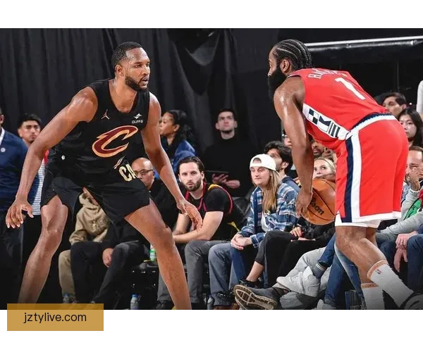 科林斯：快船全队热爱篮球拼搏心态凝聚力激发团队能量